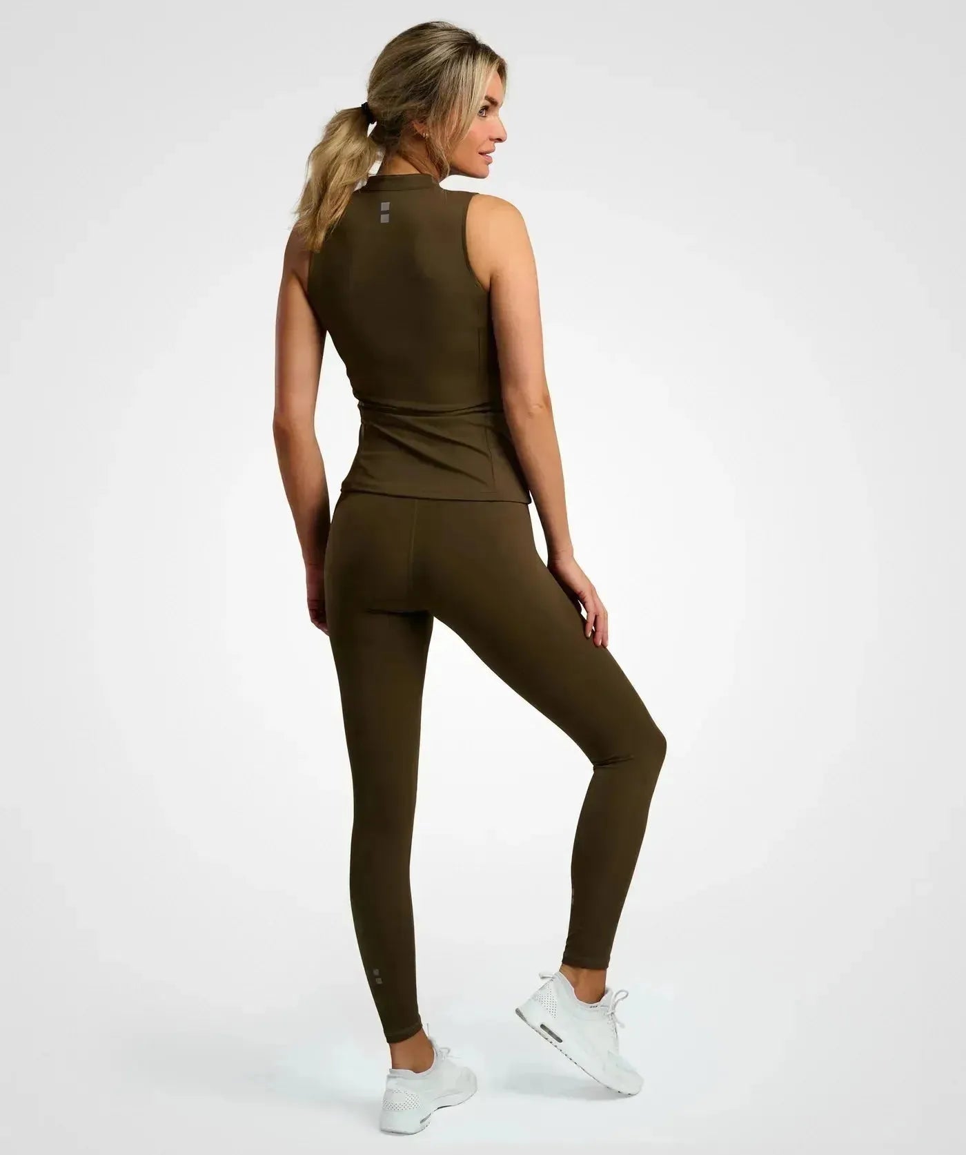 NORDICDOTS SMART LEGGINGS OLIVE - WOMENS - Bassline Retail